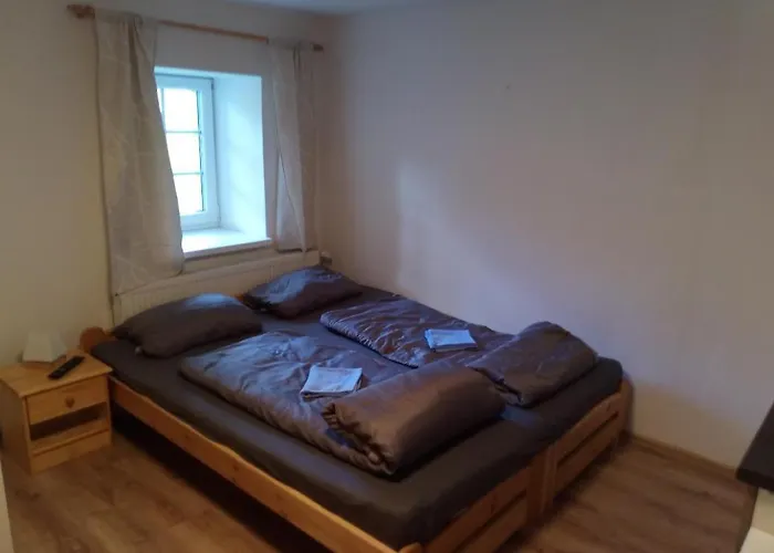 Pod Lipami -