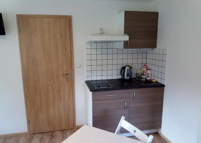 Pod Lipami -